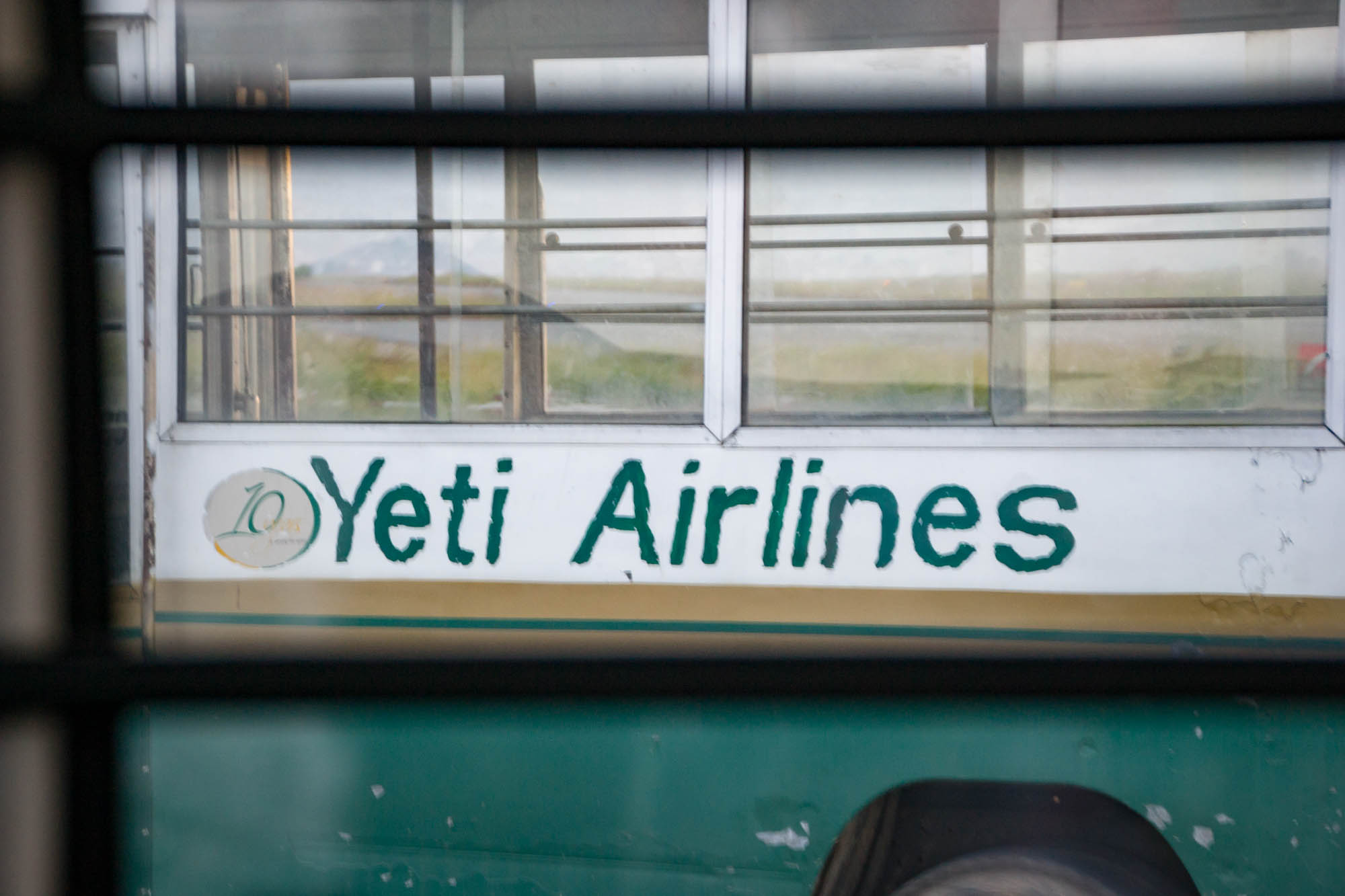 Die erste Schlüsselstelle einer Expedition ist schon oft die Anreise. Mit Yeti-Airlines ging's mit einem Inlandsflug nach Lukla.