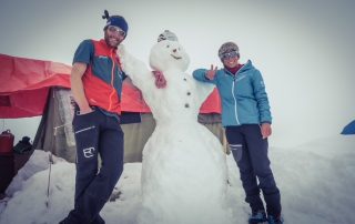 Schneemänner und Schneefrau