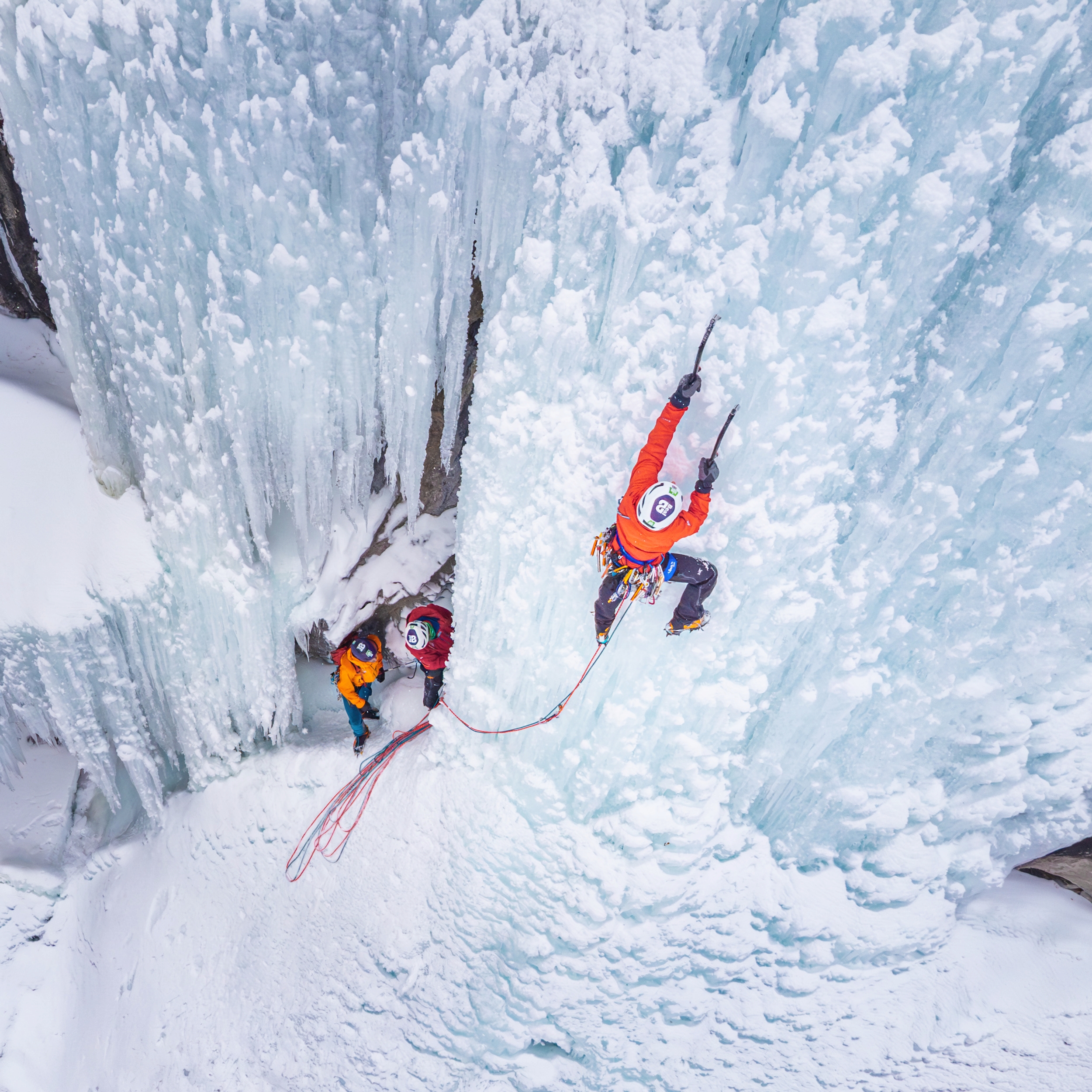 insta-eisklettern-02-DJI0124